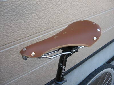 Finished saddle on bike 2.JPG