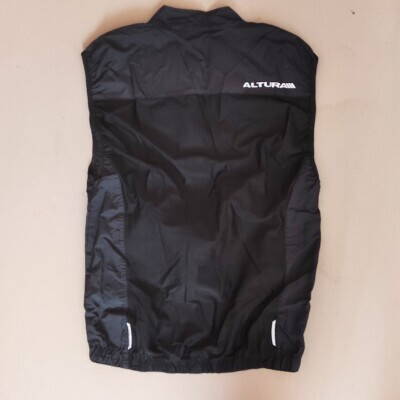 Altura Etape gilet_04.jpg