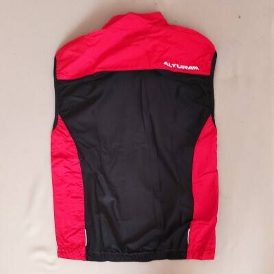 Altura Etape gilet_06.jpg